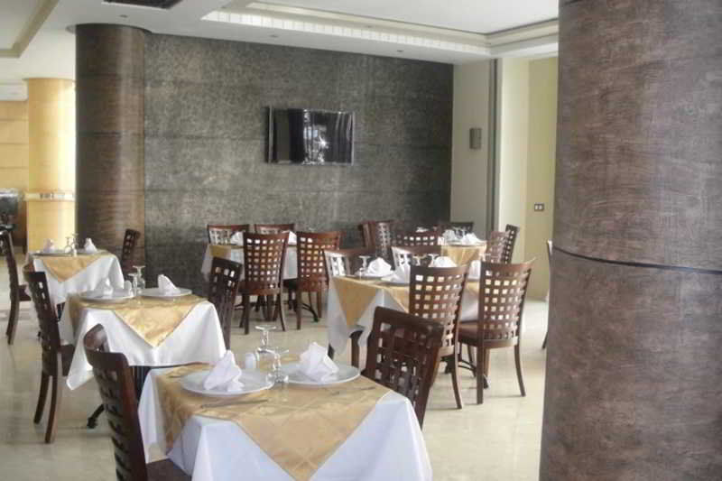 רבאט Hotel La Capitale מראה חיצוני תמונה